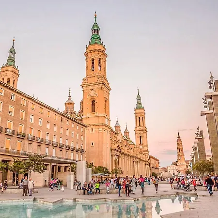 Gran Piso Pleno Centro. Plaza Del Pilar + Desayuno Apartmán
