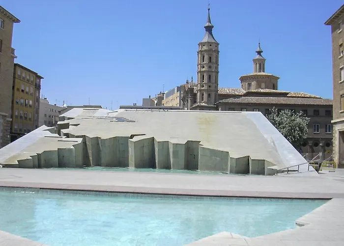 Gran Piso Pleno Centro. Plaza Del Pilar + Desayuno *